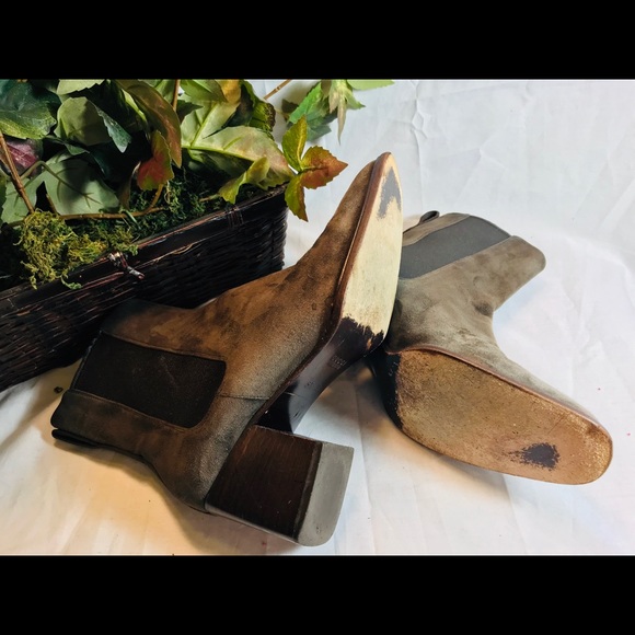 🍂Gucci Brown Suede Ankle Booties - Picture 6 of 6